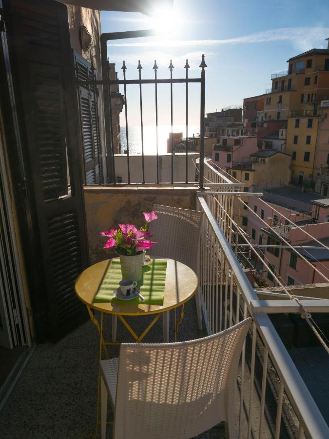 ריומאג'ורה Shanti 1 - Terrace Apartment מראה חיצוני תמונה